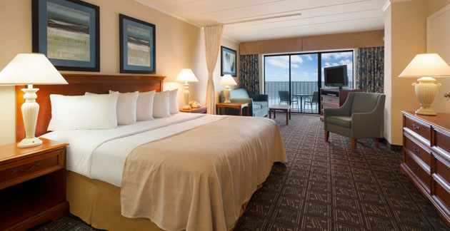 Premium Oceanfront Efficiency Room Quality Inn Boardwalk, Ocean City